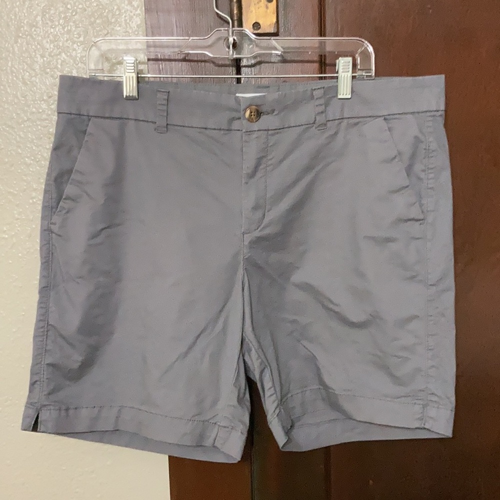 COPY - Old Navy Twill 7-inch Shorts Mid-rise Shorts